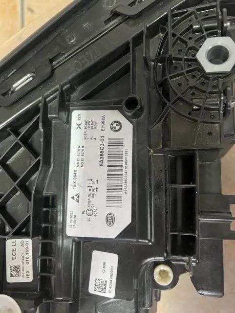 Otica esquerda BMW Serie 5 G30 G31 5A388C3-04