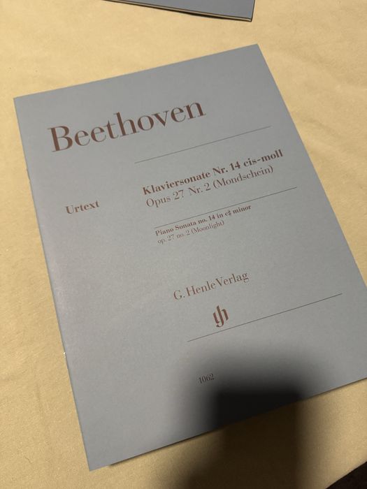 Beethoven Piano Sonata no. 14 in cf minor op. 27 no. 2 (Moonlight) G. Henle Verlag