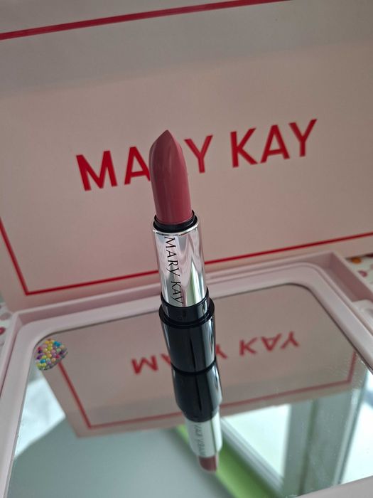Szminka "Mauve moment" Mary Kay