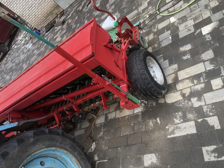 Сівалка зернова Unia polonez 4m сіє ріпак,соя,соняшник 2008р випуску!