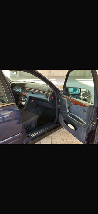 Mercedes-Benz E220 CDI