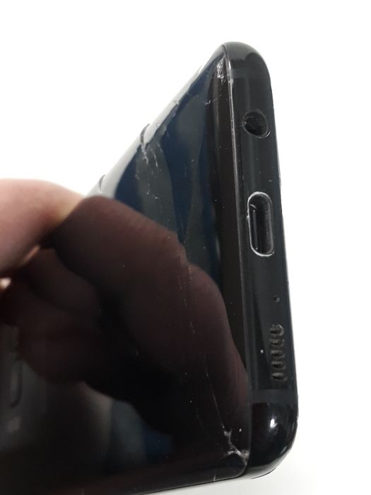 Пелефот Samsung S8 "4/64gb"
