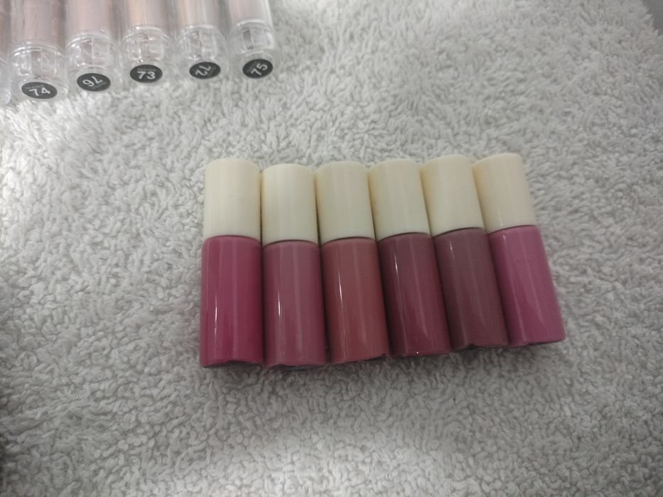 Vende-se conjunto de maquilhagem