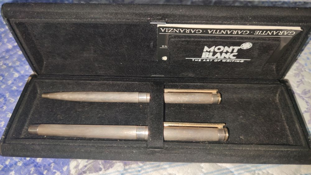 Ouro,Caneta Mont Blanc 18 k ouro ,Caneta e esferográfica com estojo e