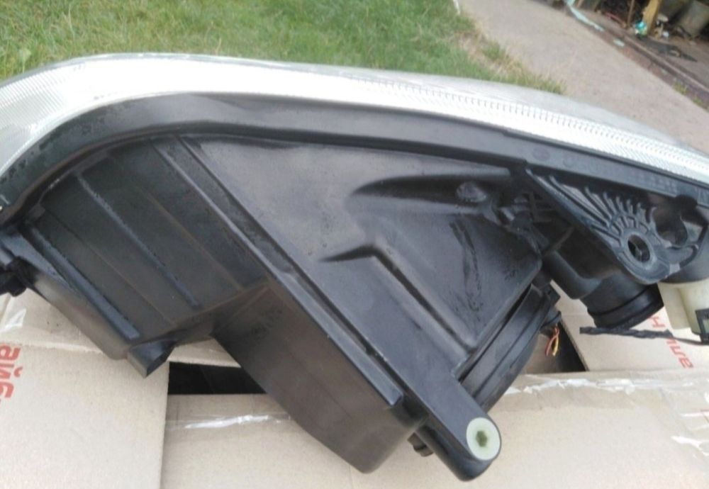 Фара skoda Fabia Romster