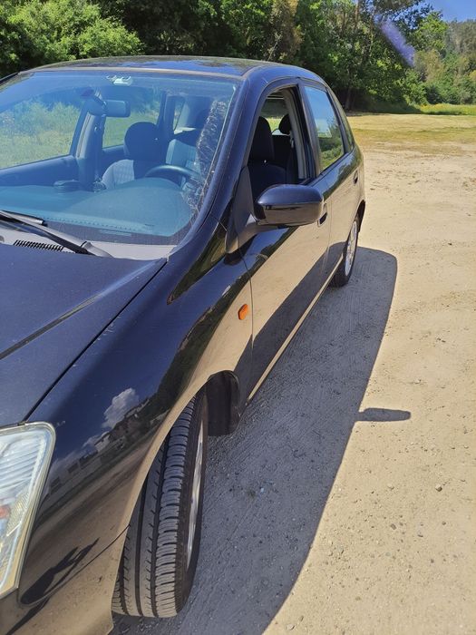 Honda semi novo.