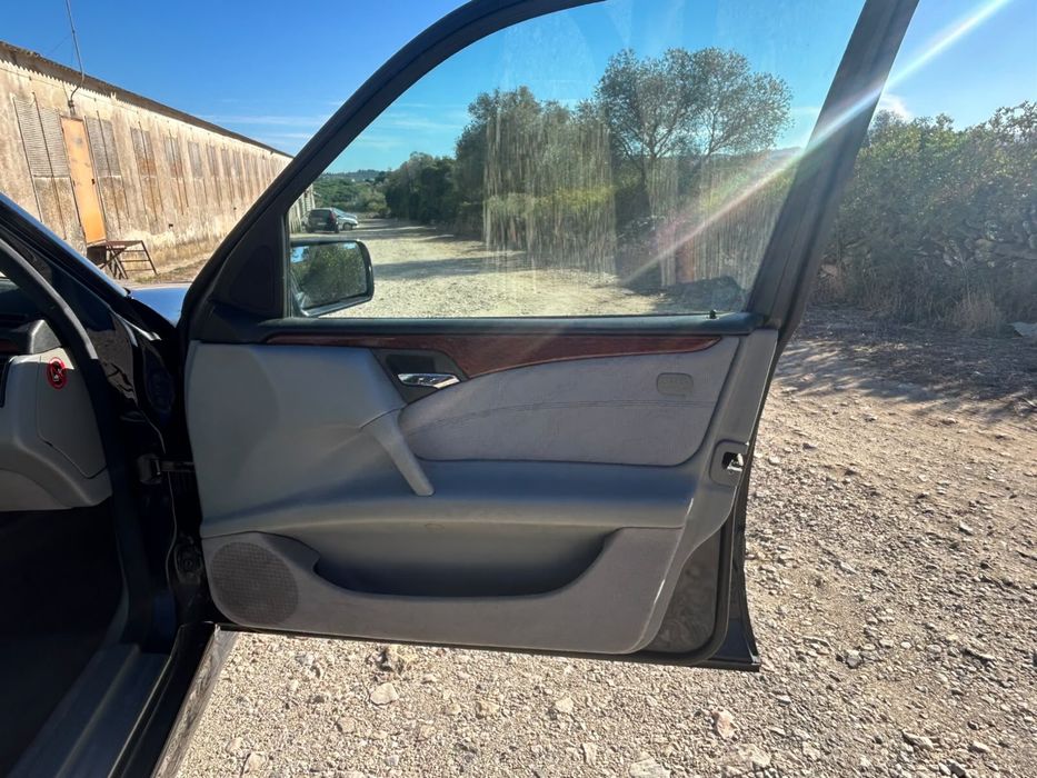 Mercedes E290 TD classic — photo 5