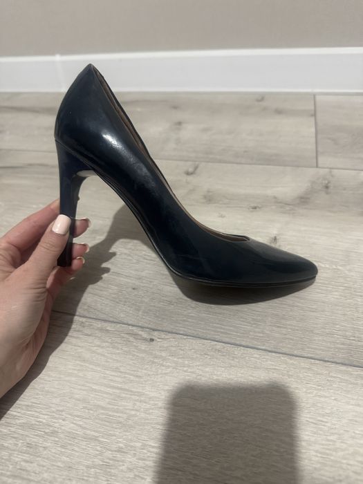 Туфлі лодочки 37 розмір