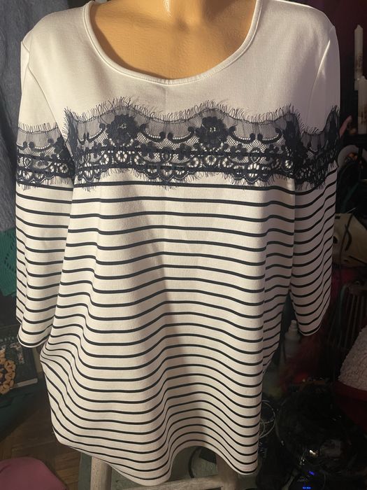 Elegancka bluzka damska w paski z koronką XXXL