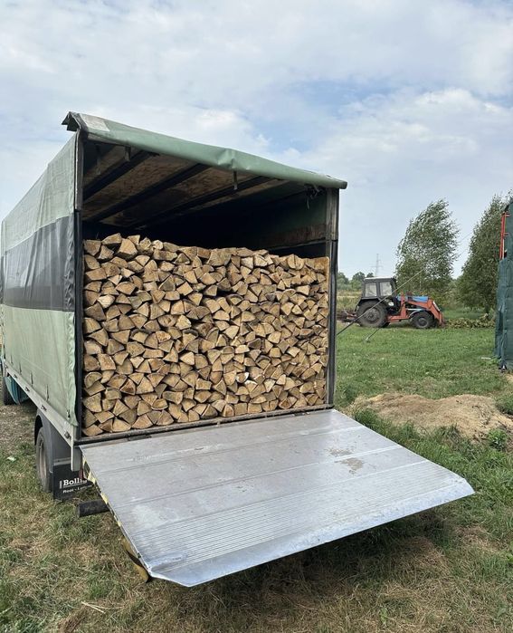 Готові рубані дрова. Дуб і ясен.