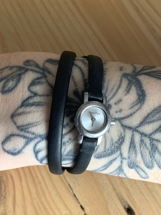 Zegarek Pandora z diamentem