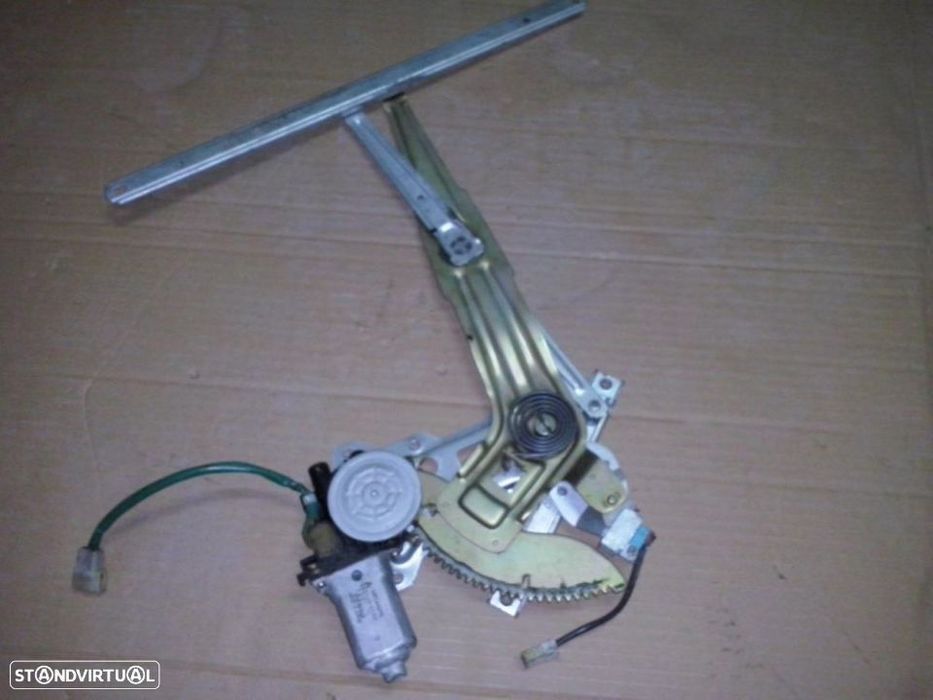 Elevador frente Mitsubishi Pajero K90 K94 L200 K74