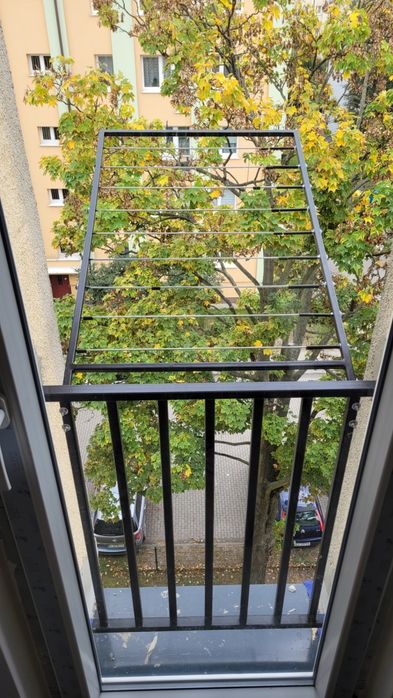 Suszarka na pranie na balkon balustrade