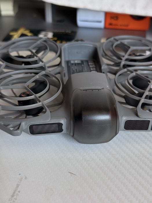 Dji neo 2  somente o drone