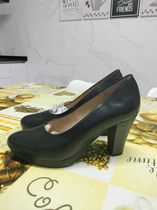 Sapato Cerimónia - N° 38 - 15€