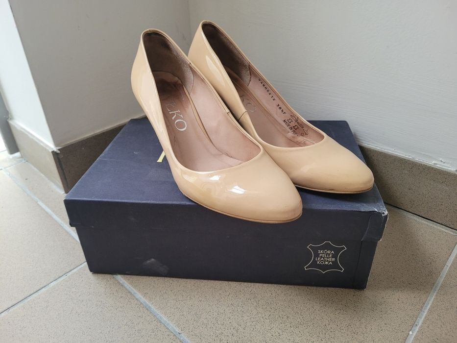 Buty beżowe Ryłko 38.5