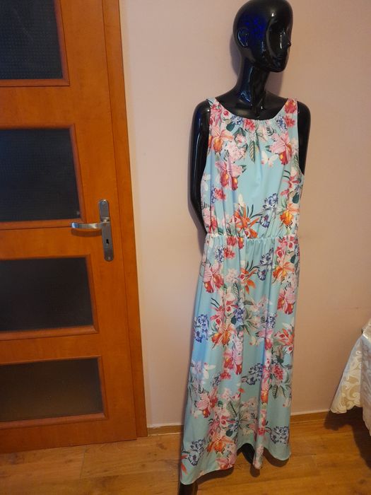 Sprzedam sukienkę maxi