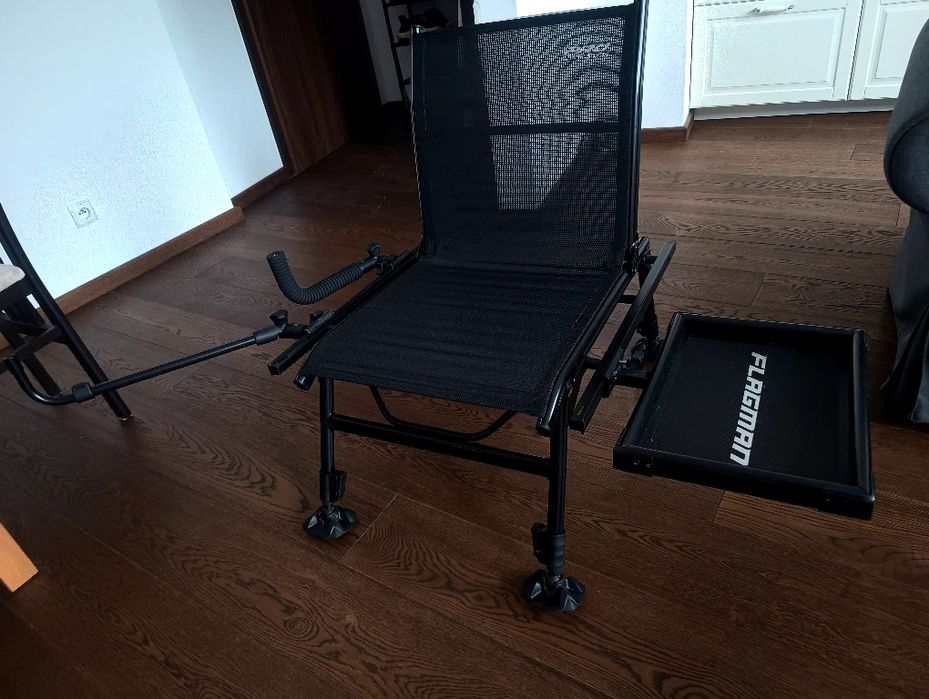 Fotel feeder flagman