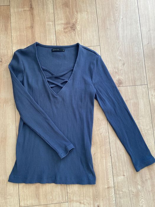 Кофтинка Mohito з гарними шлейками