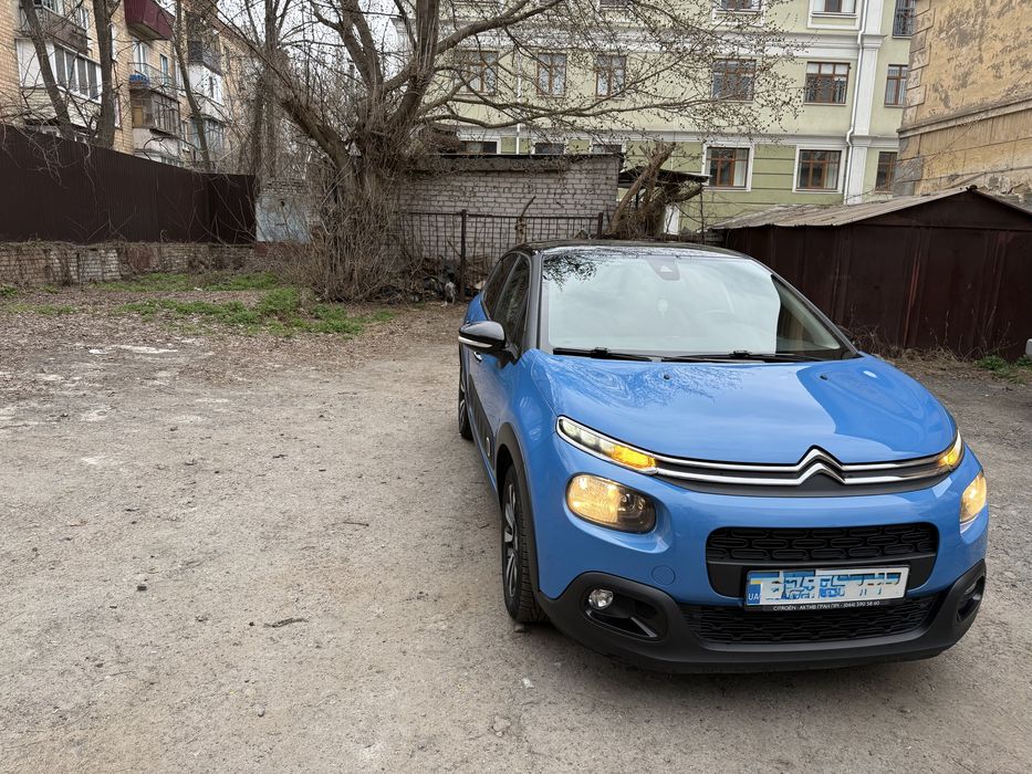 Продаю автомобіль