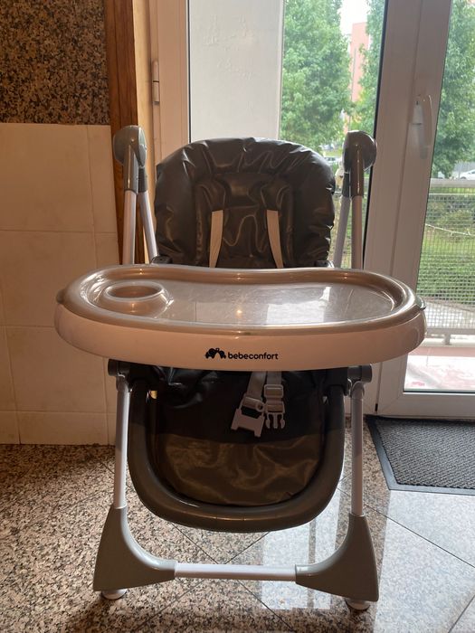 Vendo Cadeira de Refeição BEBÉ
CONFORT Looky Warm Grey