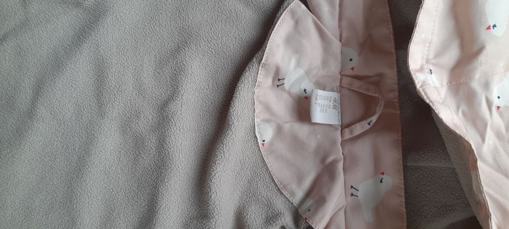 Курточка весна-очінь для дівчинки 92 р.