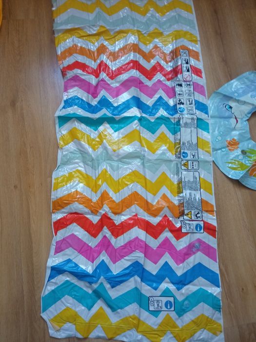 Materac plus koło do pływania