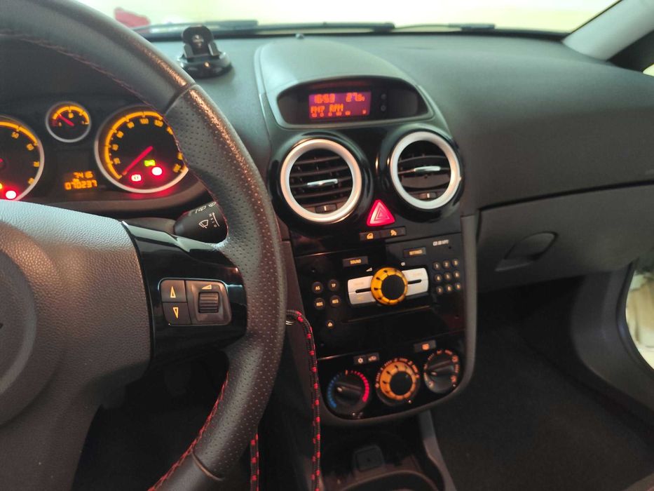 Opel Corsa 1.2 Street Edition