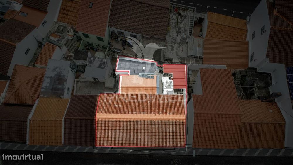 Moradia no Centro da Vila das Velas – Espaço e Excelente Localização