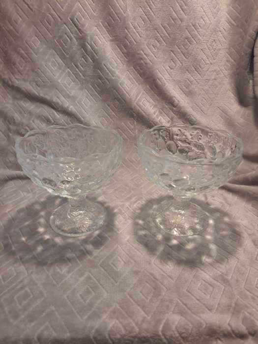 Pucharki na lody/cukierki