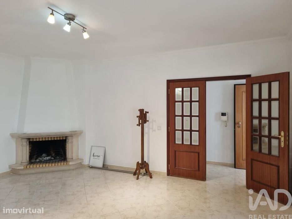 Apartamento T3 em Poiares (Santo André) de 126,00 m2