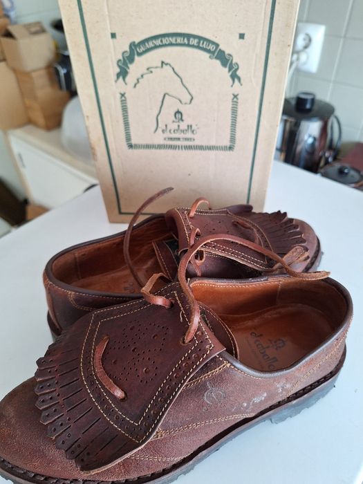 Sapatos de senhora nr. 39