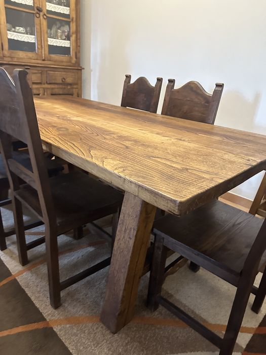 Mesa rustica antiga