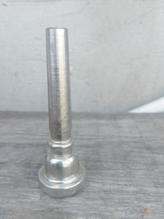 Продам Муштук 100гр.