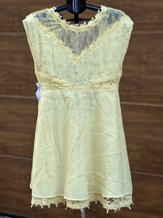 Y.a.s. studio 75 шикарное коктельное  платье лимонное 12/40