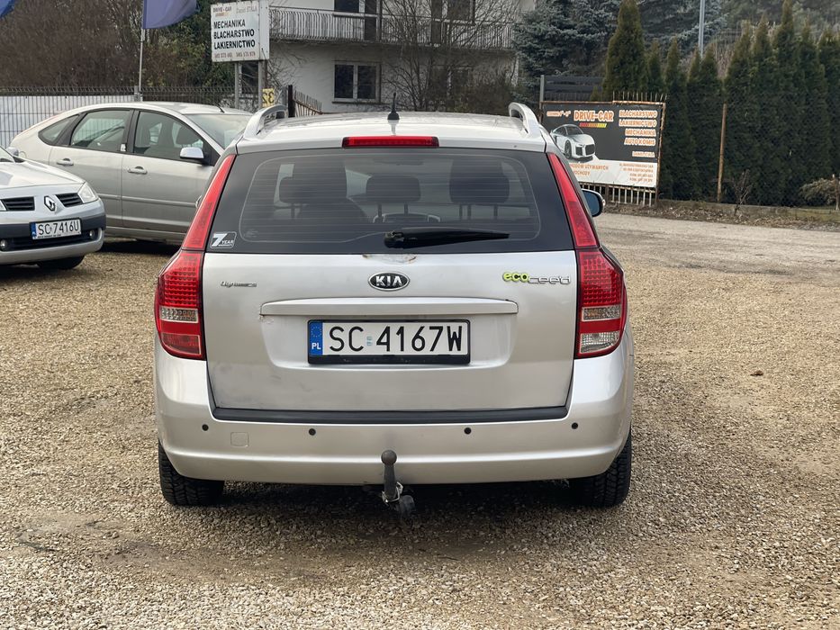 Kia Cee’d Polift 1.6 CRDi Kombi Zadbany 228tys.km