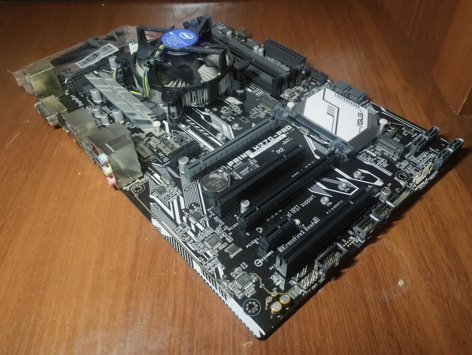 MSI B150M PRO-VH(сокет 1151v1) + Core i5-6500 3.2GHz + кулер
