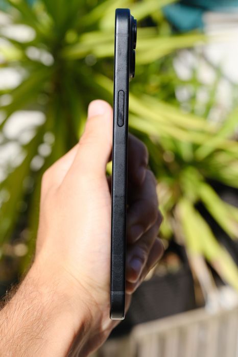 iPhone 15 Plus Impecável