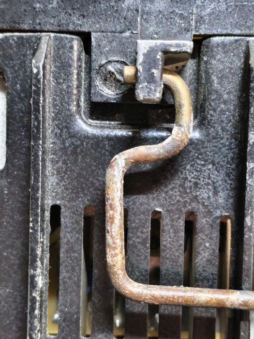 Зарядно пусковий пристрій виробництва СРСР Бархат