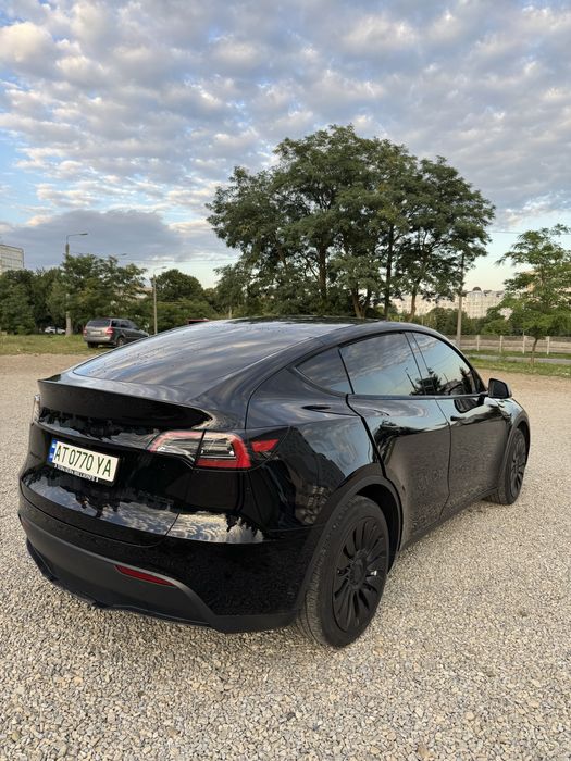 Продам Tesla Model Y 2023р модельного