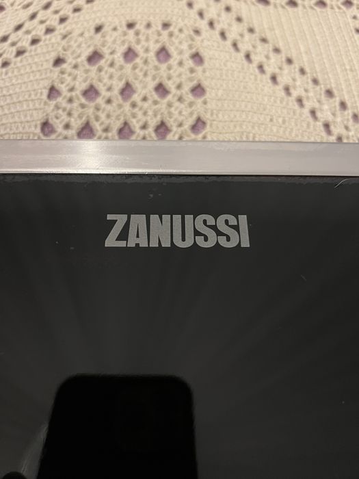 Placa de indução ZANUSSI 4 zonas