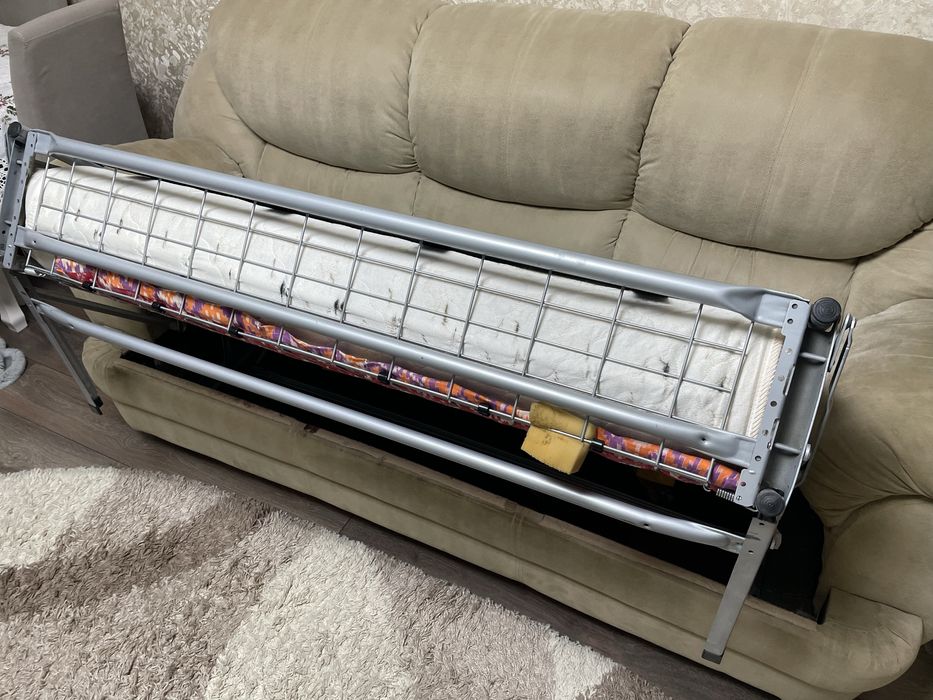 Меблі у вітальню