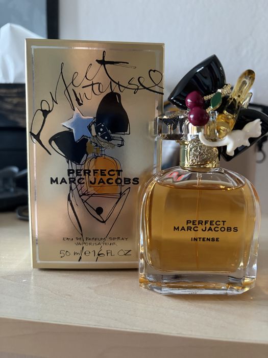Perfumy Marc Jacobs perfect intense