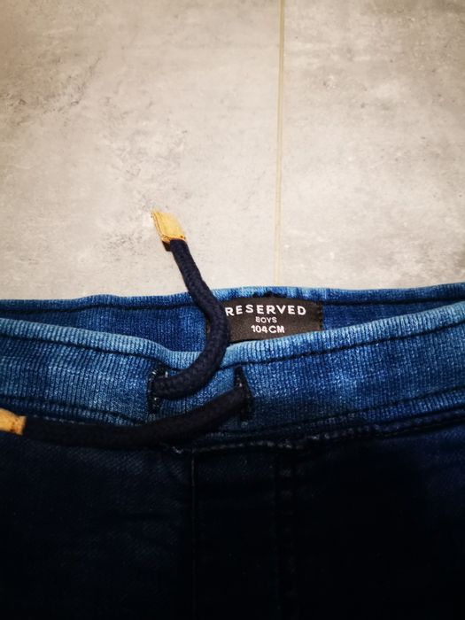 Jogery Reserved r. 104 jak nowe