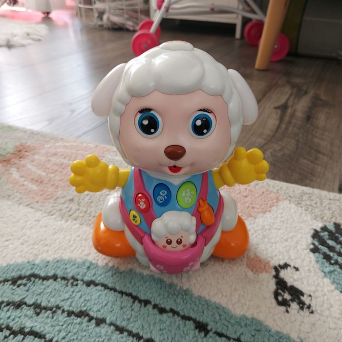 Interaktywna owieczka