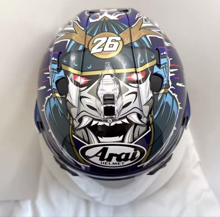 Capacete arai aberto