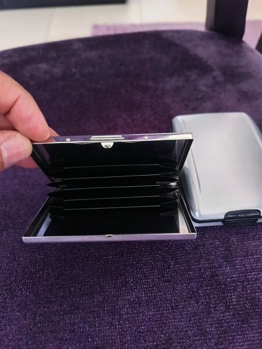 Duas Carteiras novas  /  Porta cartões