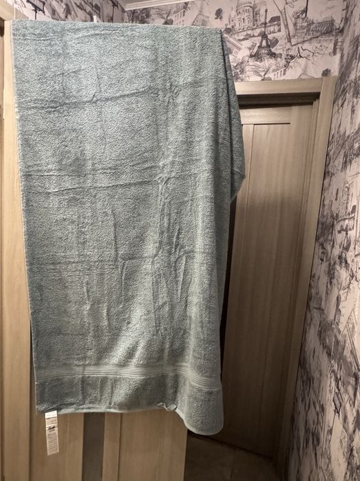 Новий, дуже великий рушник 150 на 100 см JUSK