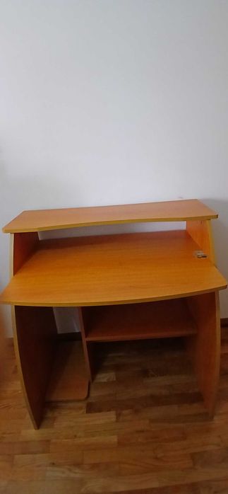 Secretária de quarto/escritório