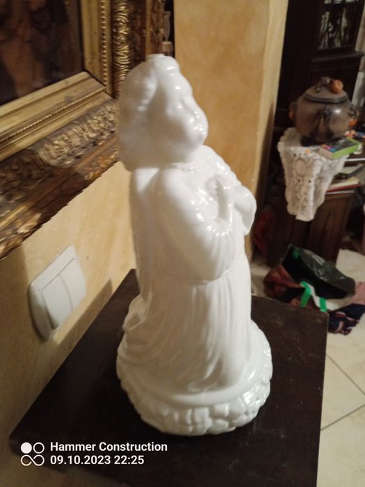 Piękna lampka anioł